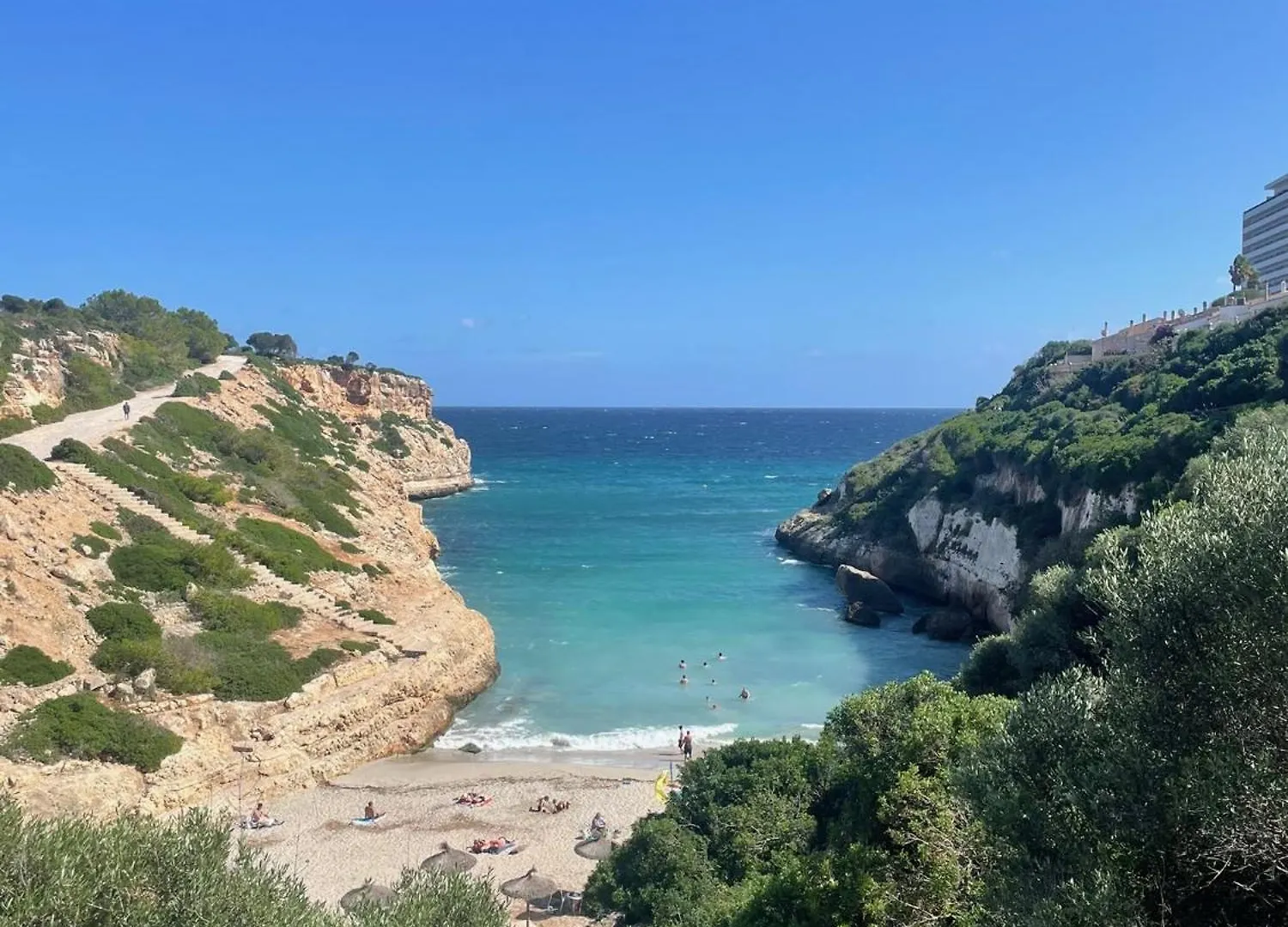 Traumhafte Familien-Ferienwohnung Mit Dachterrasse & Pool Calas de Mallorca